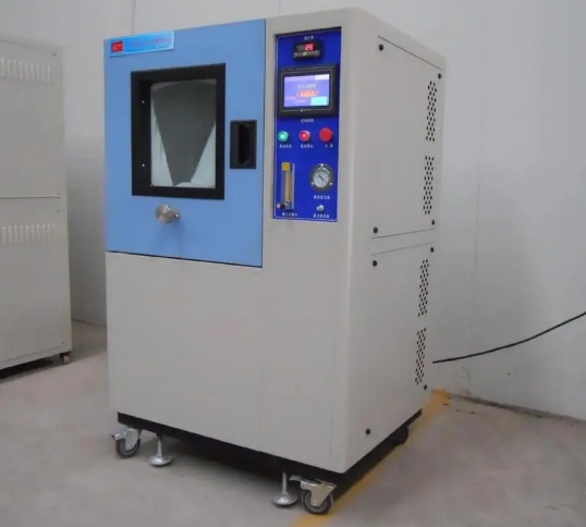 低溫試驗(yàn)箱